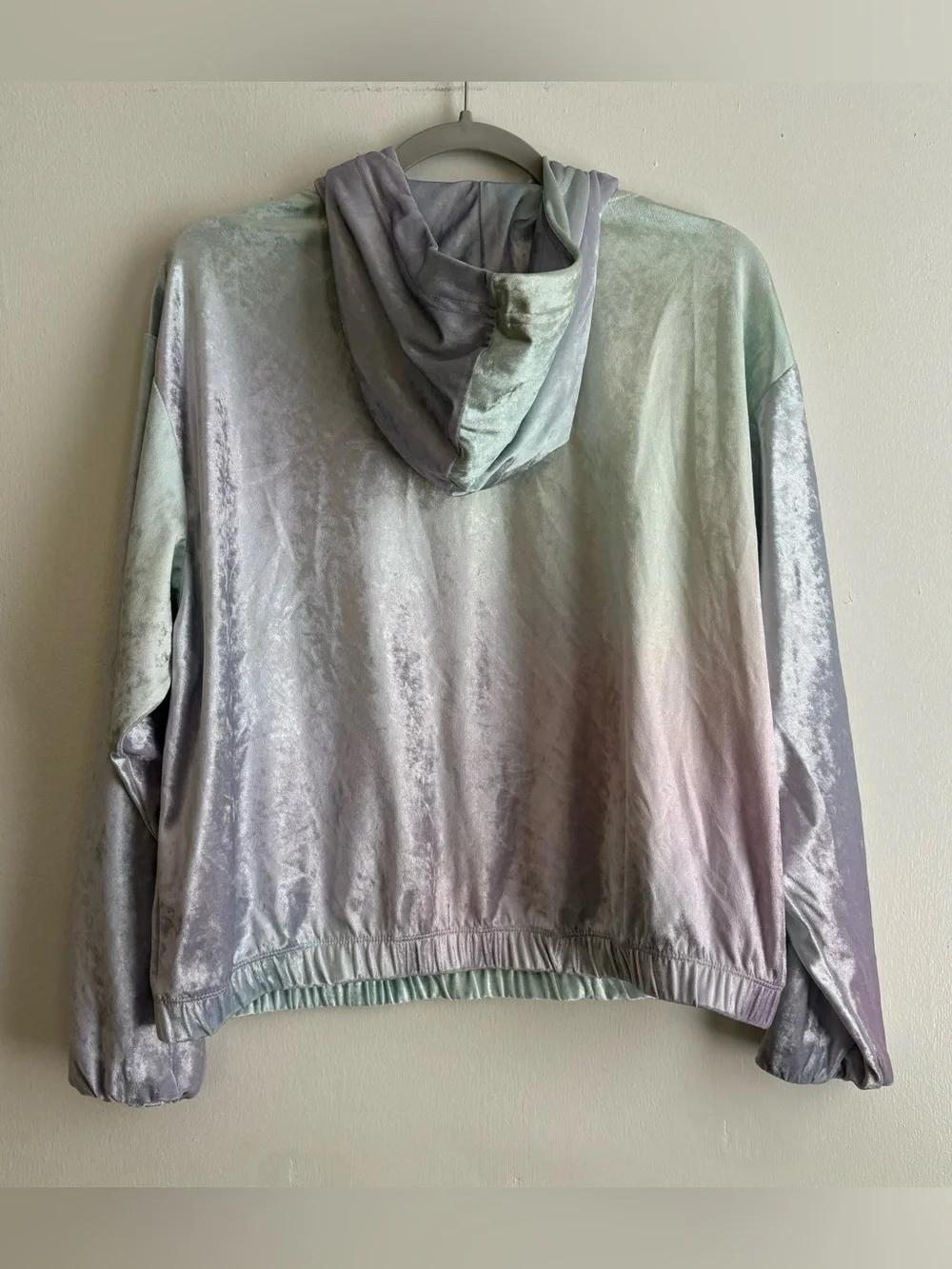 Nike Women’s Multicolor Ombré Velour Logo Pullover Hoodie Size M